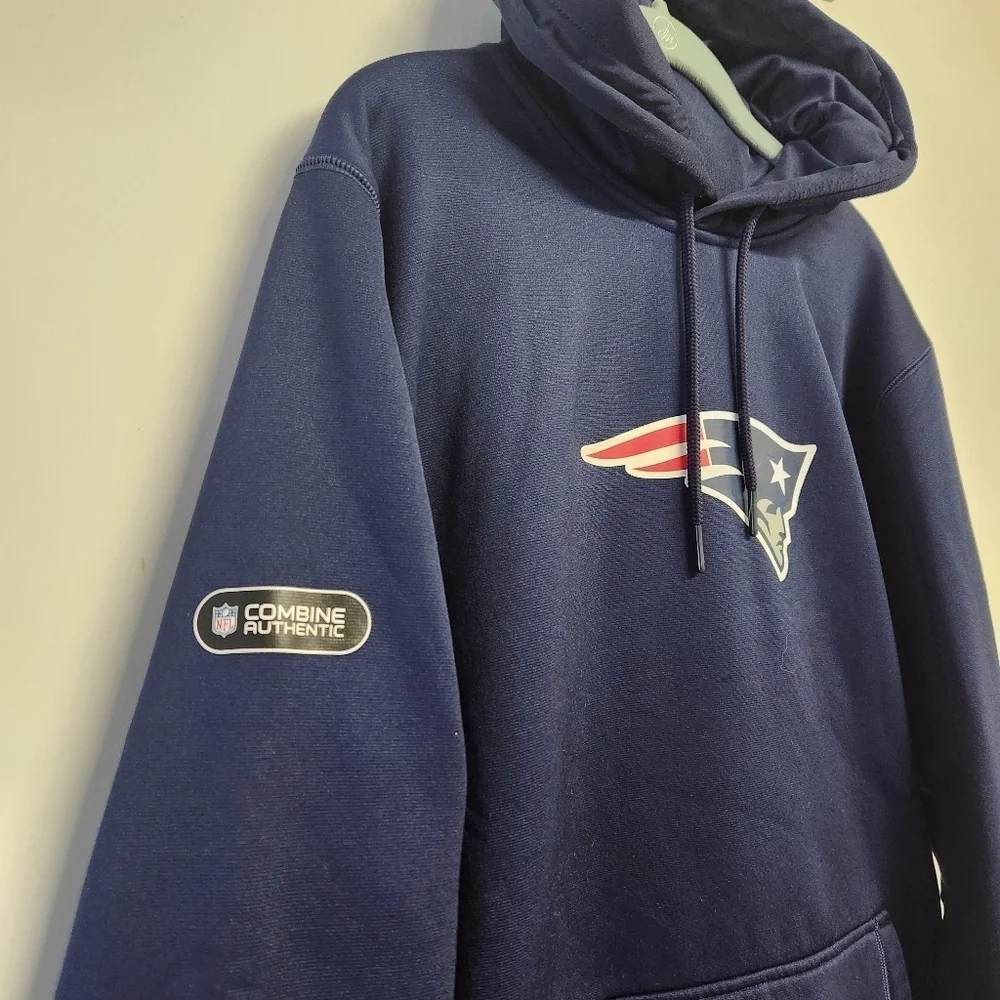 Under Armour New England Patriots Combine Authentic navy sweatshirt size XL